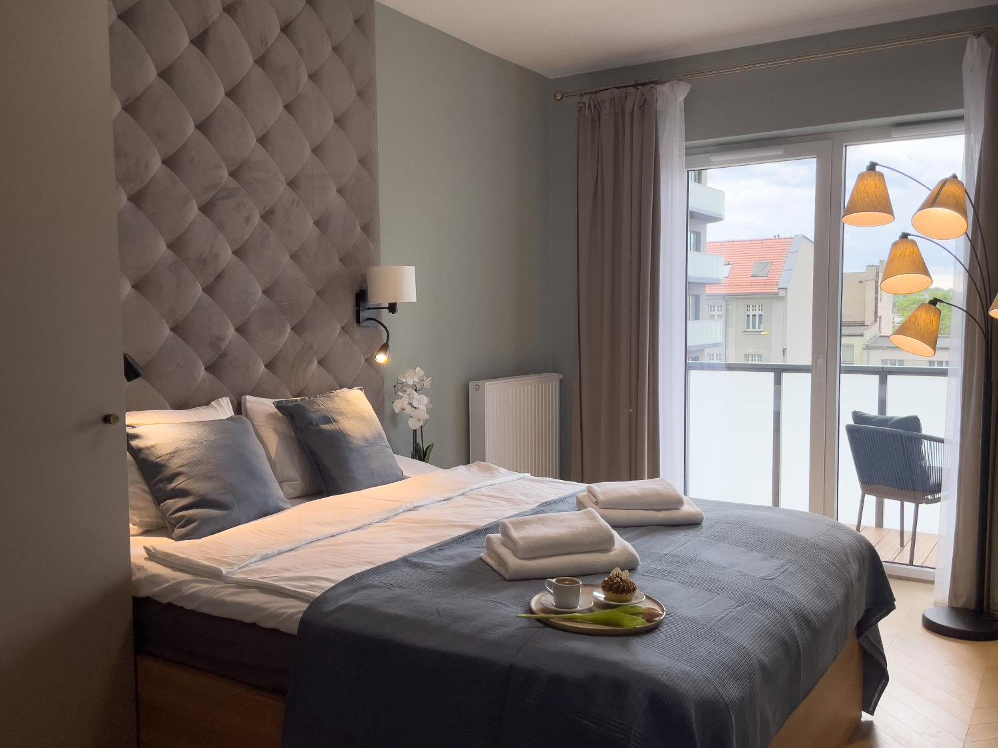 Urban Global Premium, 5th Floor No 03, Free Garage, Self Check-in Apartmán Katovice