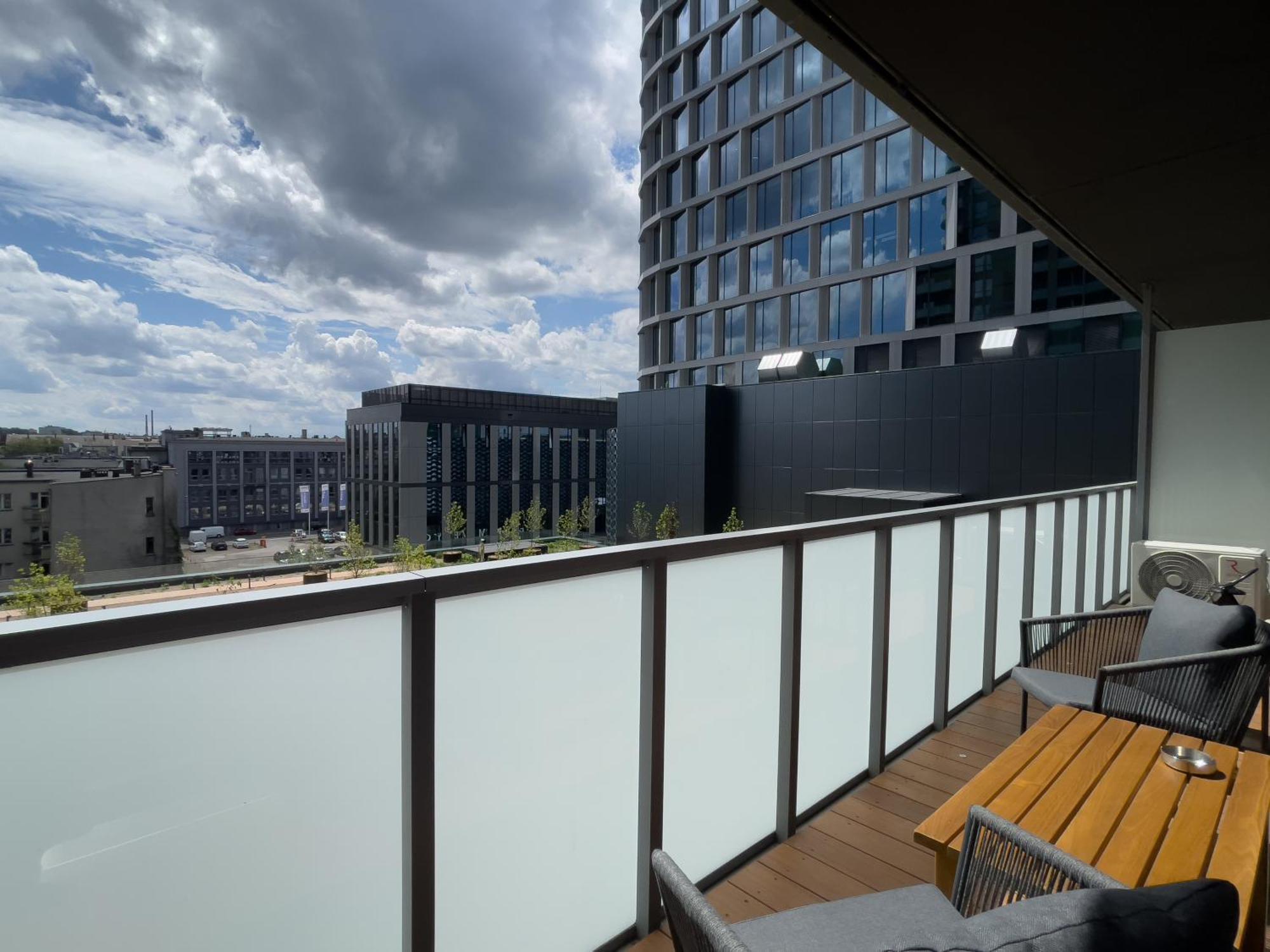 Urban Global Premium, 5th Floor No 03, Free Garage, Self Check-in